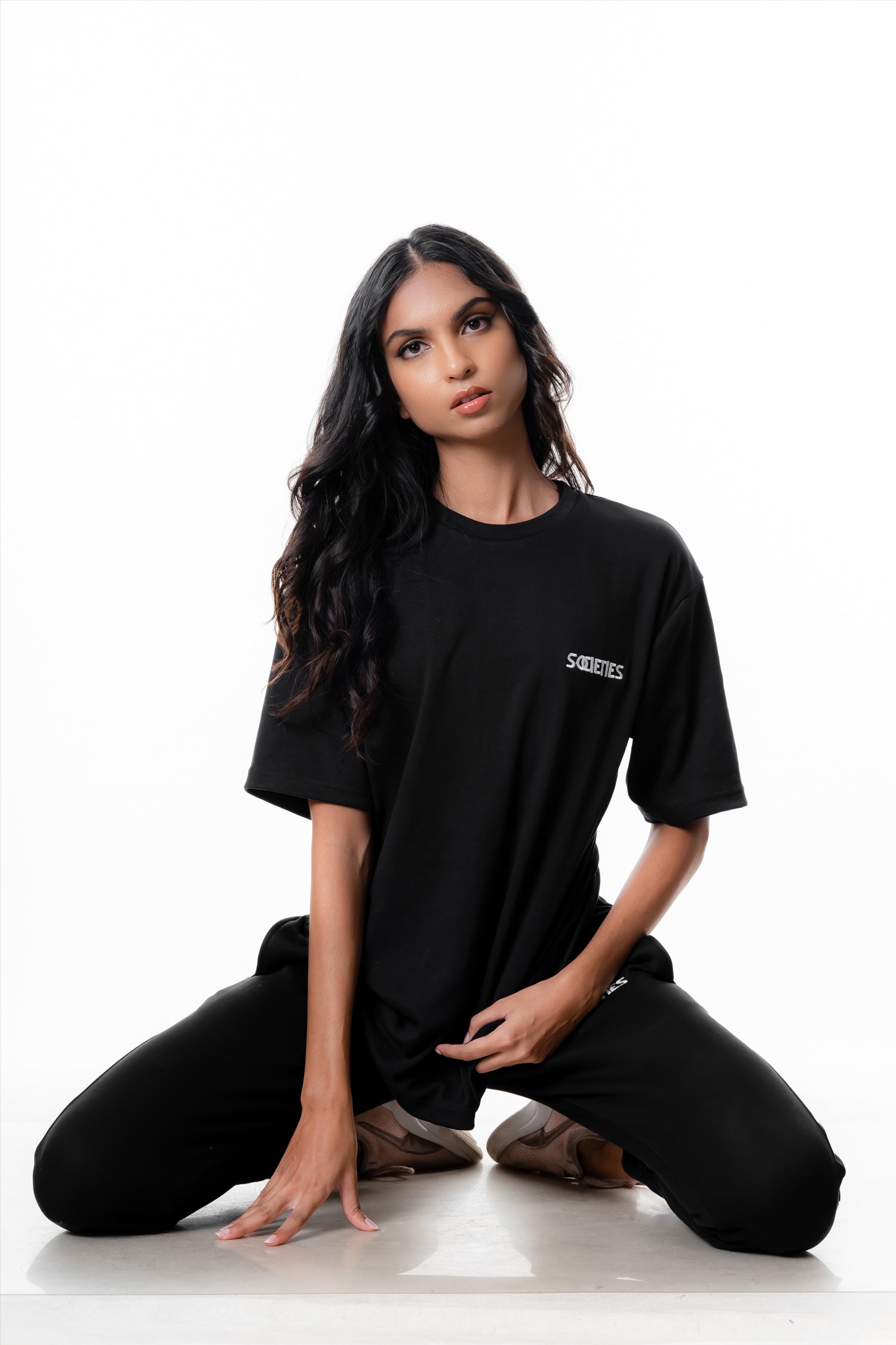 Black Oversized T-Shirt | Societies Clothing Sri Lanka | Activewear | Gym Clothes | Gym Wear | Gym Comfort Wear | Big Tshirt